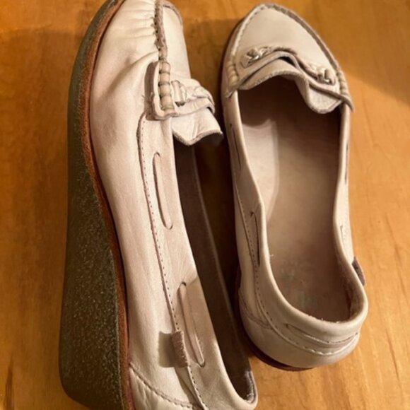 Pink MODA Leather Loafer Pump - Picture 5 of 8